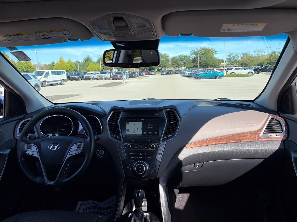 Used 2017 Hyundai Santa Fe AWD image 36