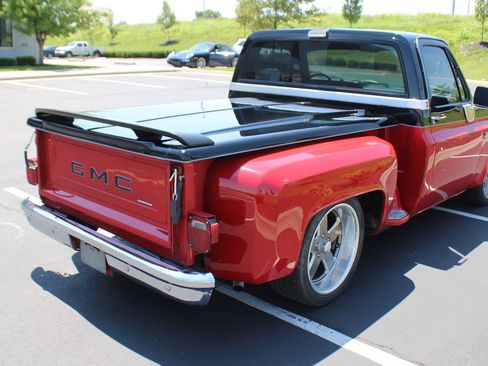 Used 1987 GMC Sierra 1500 2WD Regular Cab image 33