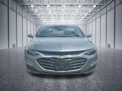 Used 2024 Chevrolet Malibu LT FWD image 8