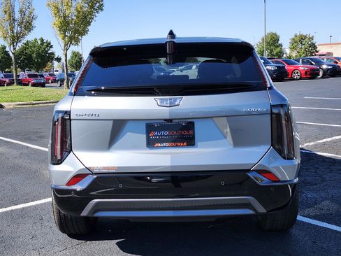 Used 2025 Cadillac Optiq Sport 1 image 10