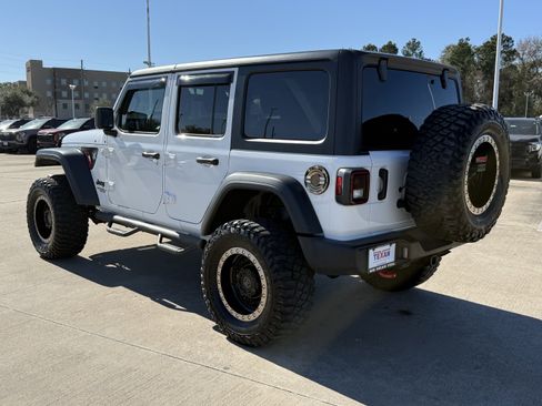 Used 2020 Jeep Wrangler Unlimited Sport S image 7