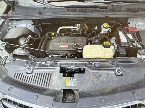 Used 2021 Buick Encore Preferred w/ Safety Package II AWD/4WD image 21