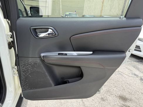 Used 2017 Dodge Journey GT AWD/4WD image 25