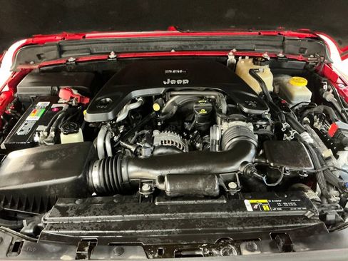 Used 2019 Jeep Wrangler Unlimited Sport S image 10