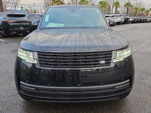 New 2025 Land Rover Range Rover SE image 9
