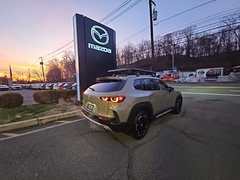 Used 2025 MAZDA CX-50 Meridian Edition w/ Apex Package image 7