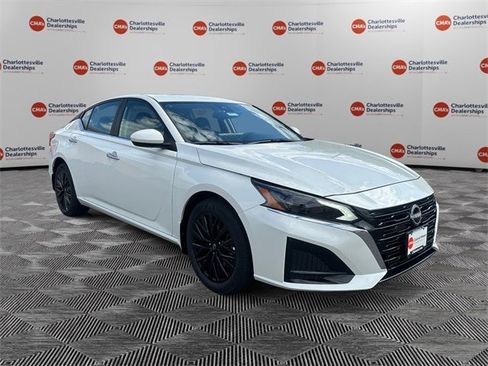 New 2025 Nissan Altima 2.5 SV w/ SV Special Edition Package image 7