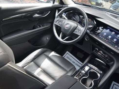 Used 2021 Buick Envision Essence FWD image 16