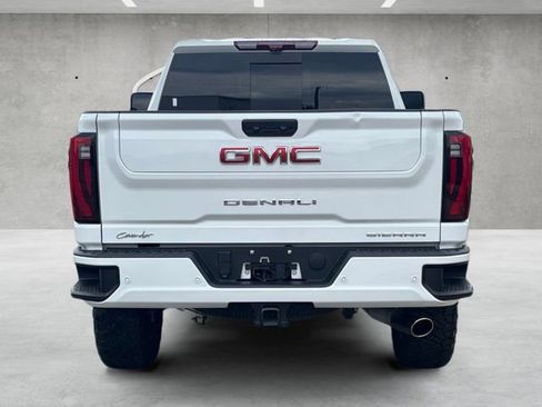 Used 2025 GMC Sierra 2500 Denali w/ Denali Reserve Package AWD/4WD image 17