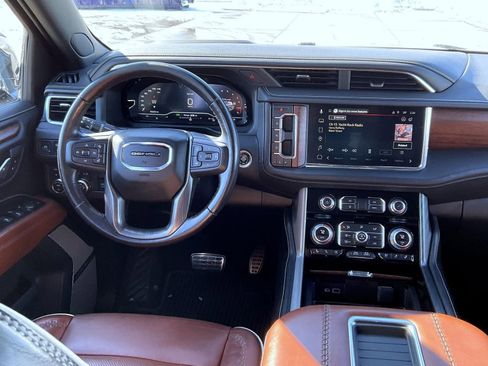 Used 2023 GMC Yukon Denali Ultimate image 14