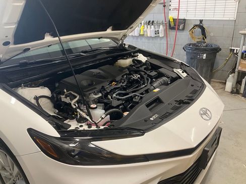 Used 2025 Toyota Camry LE FWD image 9