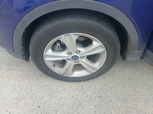 Used 2016 Ford Escape SE FWD image 38