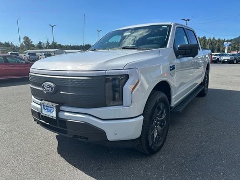 New 2025 Ford F150 Lightning Flash image 7