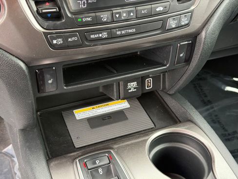 Used 2023 Honda Passport EX-L image 25