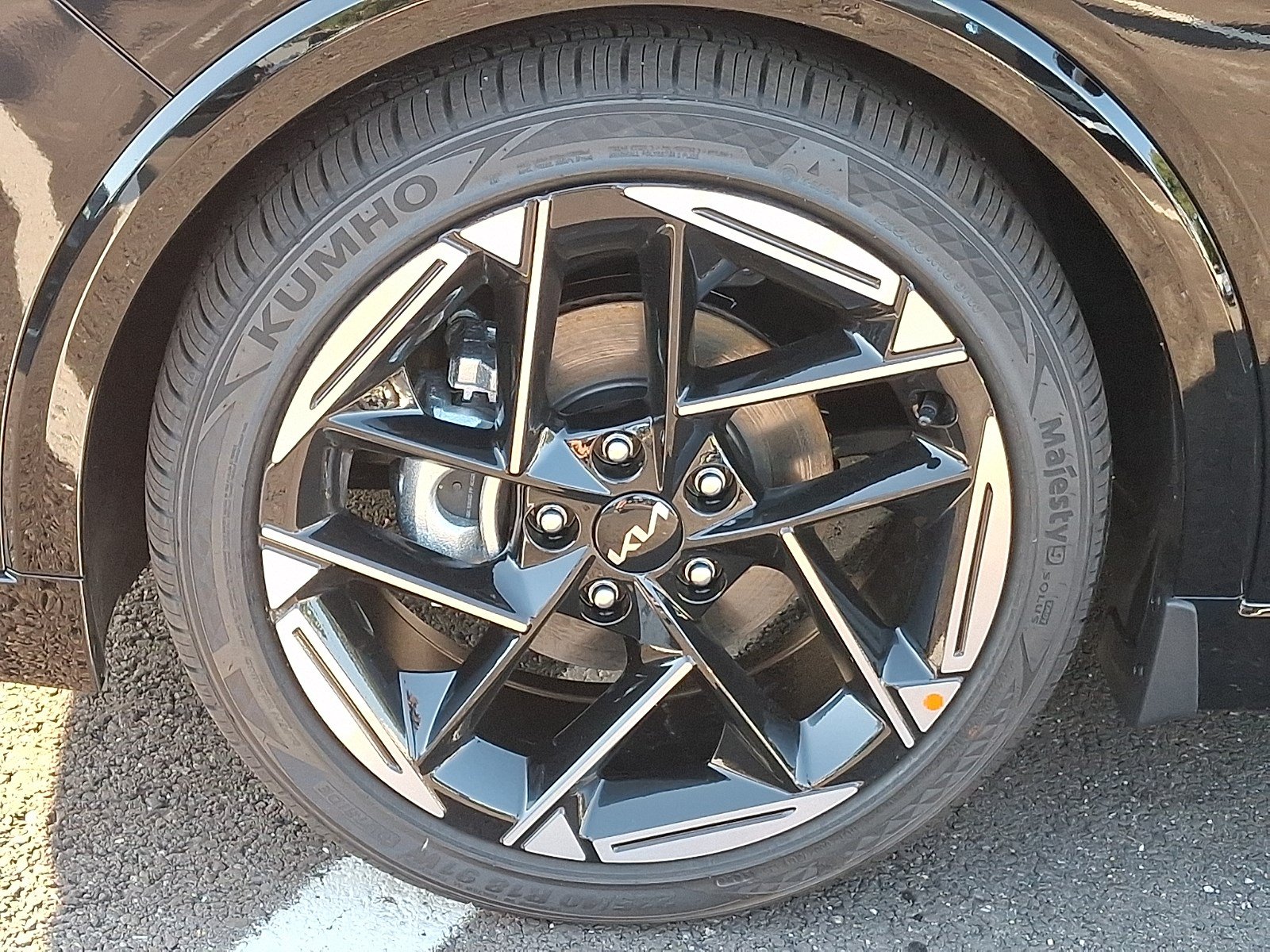 New 2026 Kia K4 GT-Line FWD image 4