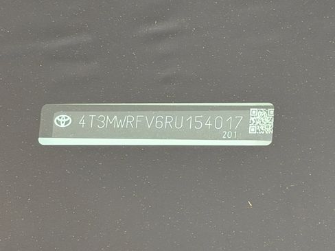 Used 2024 Toyota RAV4 LE AWD/4WD image 19