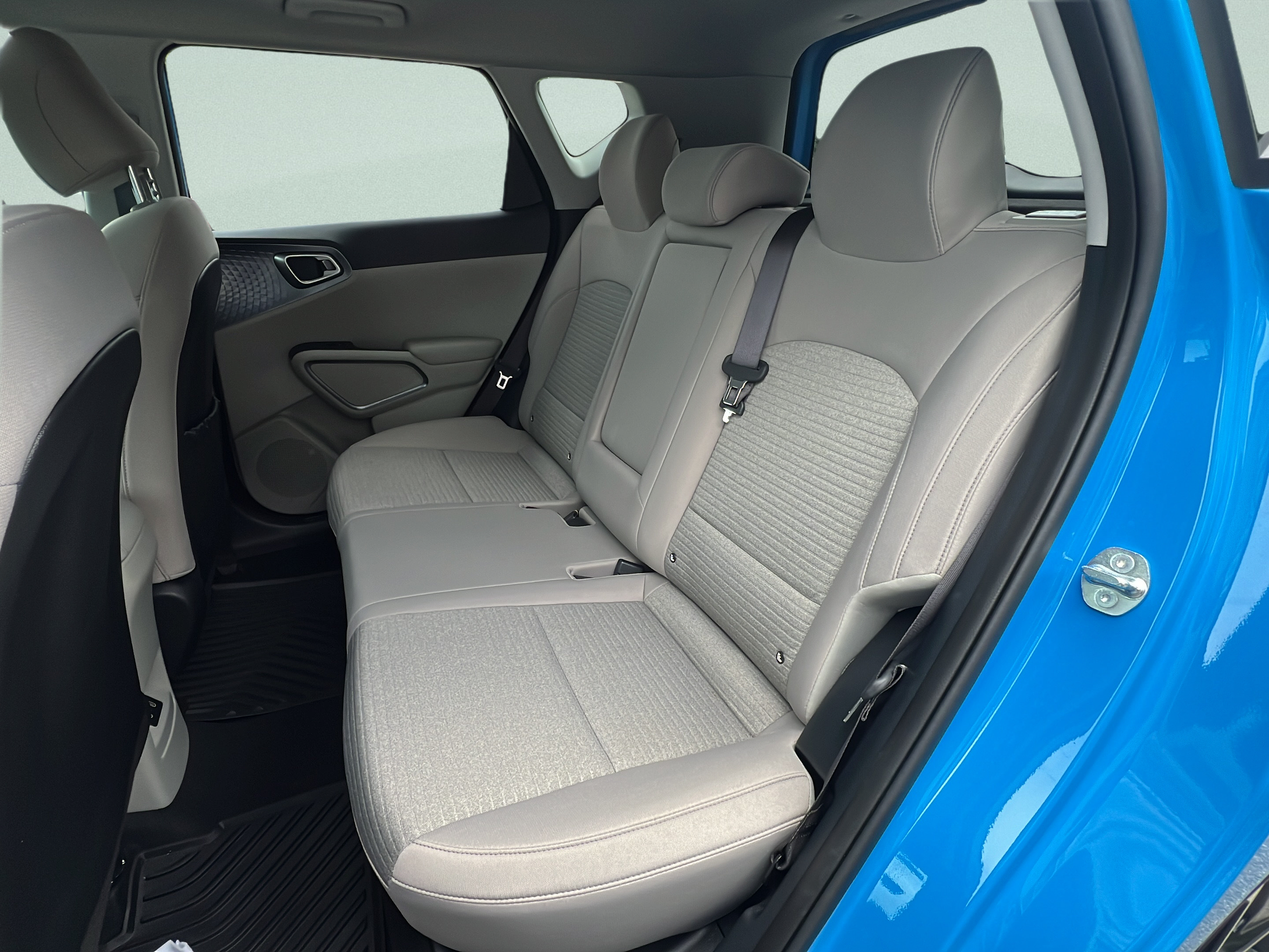 Certified 2025 Kia Soul EX FWD image 13
