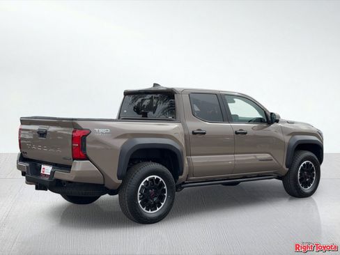 Certified 2026 Toyota Tacoma TRD Off-Road w/ TRD Off Road Premium Package AWD/4WD image 5