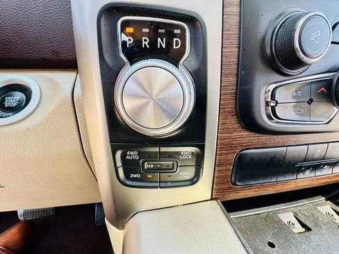 Used 2017 RAM 1500 Laramie w/ Convenience Group image 33