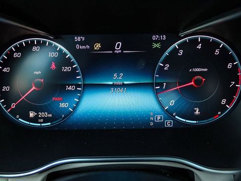 Used 2020 Mercedes-Benz GLC 300 image 23