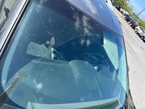 Used 2015 Nissan Pathfinder S image 5