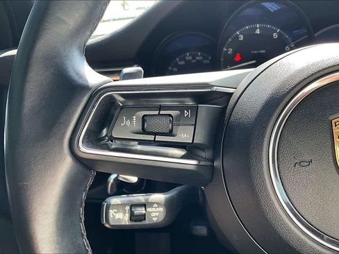Used 2024 Porsche Macan w/ Premium Plus Package AWD/4WD image 23