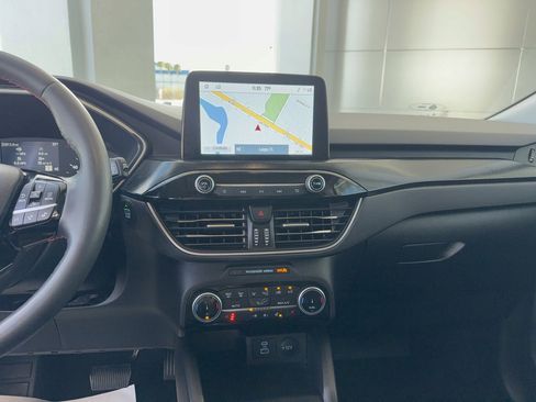 Certified 2022 Ford Escape SEL w/ SEL Stealth AWD Package image 23