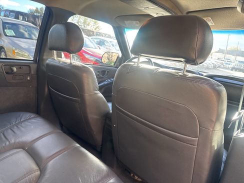 Used 2002 GMC Sonoma SLS w/ Marketing Option Pkg image 13