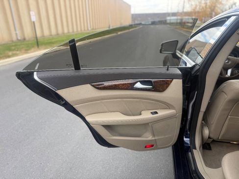 Used 2012 Mercedes-Benz CLS 550 4MATIC image 33