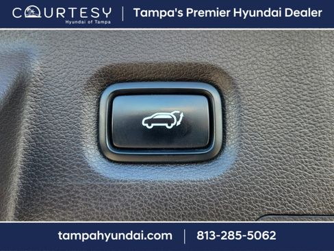 Certified 2020 Hyundai Santa Fe Limited image 31