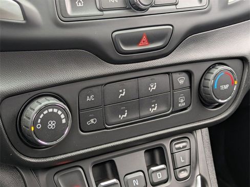 Used 2019 GMC Terrain SLE image 20