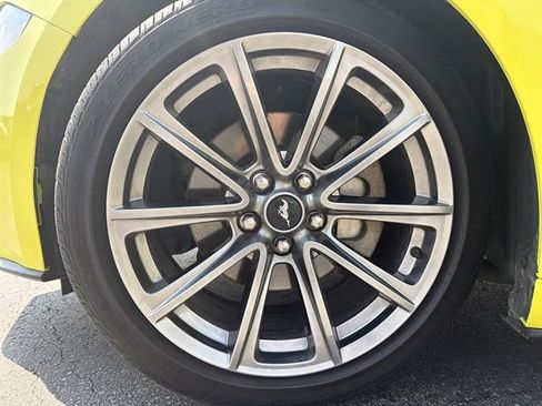 Used 2021 Ford Mustang Premium RWD image 10