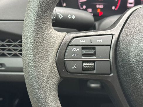 Used 2024 Honda Accord EX image 24