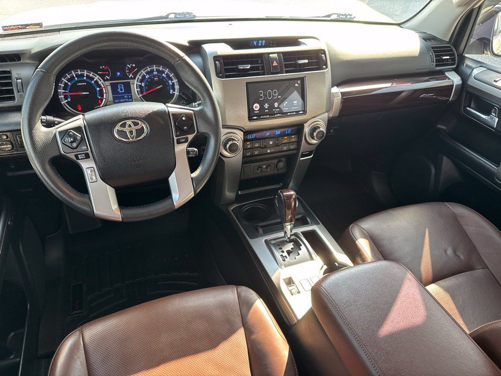 Used 2018 Toyota 4Runner Limited AWD/4WD image 18