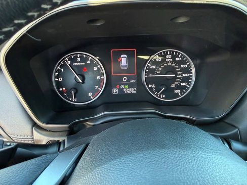 Used 2021 Subaru Outback Limited image 16