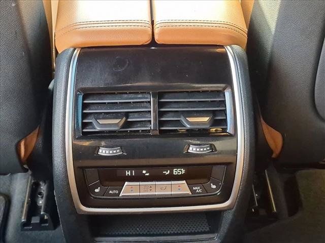 Used 2021 BMW X5 xDrive40i w/ Convenience Package AWD/4WD image 16