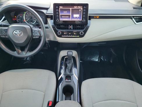 Used 2021 Toyota Corolla LE image 16