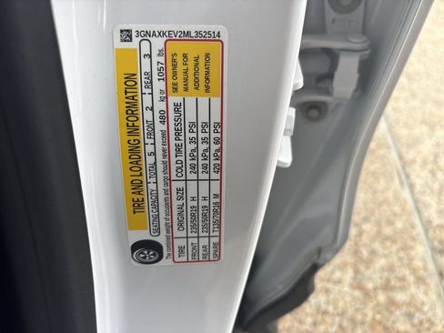 Certified 2021 Chevrolet Equinox LT FWD image 33
