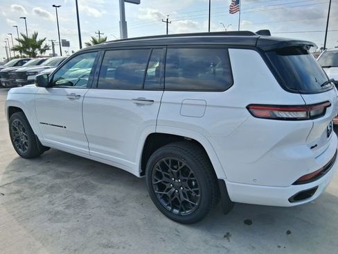 New 2025 Jeep Grand Cherokee L Summit AWD/4WD image 5