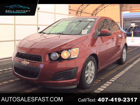 Used 2012 Chevrolet Sonic LT image 1