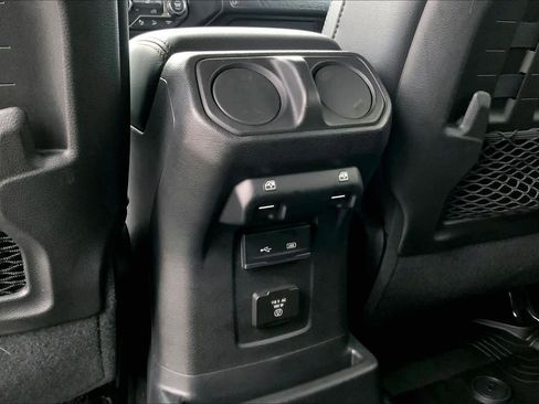 Used 2020 Jeep Wrangler Unlimited Rubicon AWD/4WD image 34