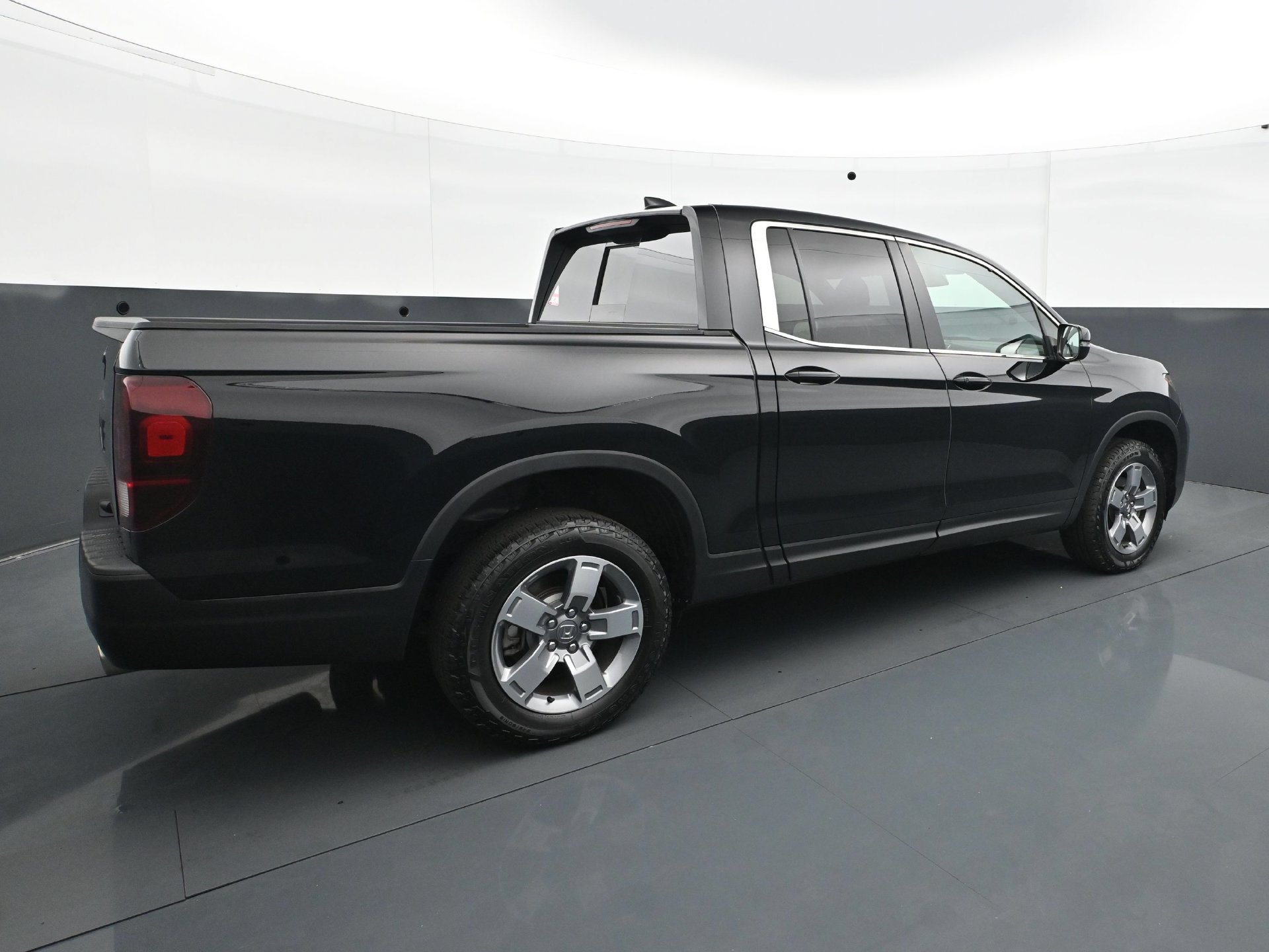 Used 2025 Honda Ridgeline RTL image 7