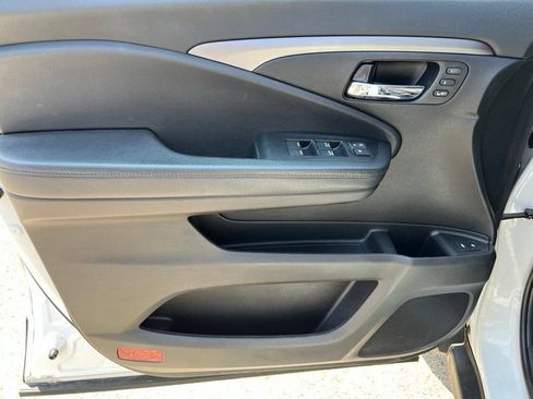 Used 2021 Honda Pilot Special Edition image 14
