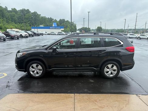 Used 2021 Subaru Ascent 8-Passenger AWD/4WD image 5