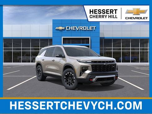 New 2027 Chevrolet Traverse Z71 w/ LPO, Floor Liner Package AWD/4WD image 1