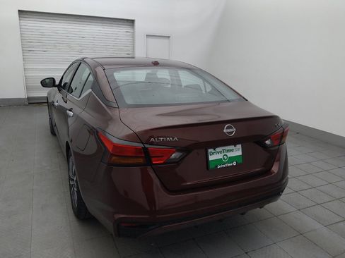 Used 2024 Nissan Altima 2.5 SV image 5