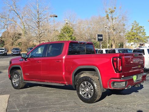 Used 2024 GMC Sierra 1500 AT4 w/ Technology Package image 5