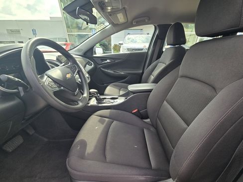 Used 2024 Chevrolet Malibu LT image 10