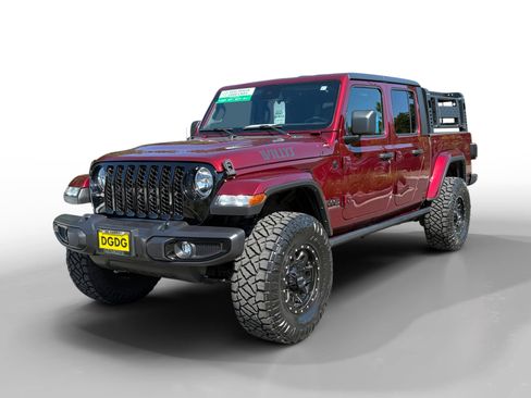 Used 2021 Jeep Gladiator Sport AWD/4WD image 1