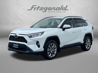 Used 2019 Toyota RAV4 XLE Premium w/ Cold Weather Package AWD/4WD video 2